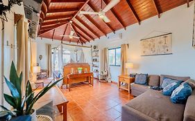 PALM HOUSE - LUXURY VILLA - SAMANÁ - Ocean Front